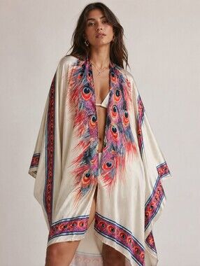 IVY London Cream Kimono with Pink & Blue Peacock-Strip Print OS